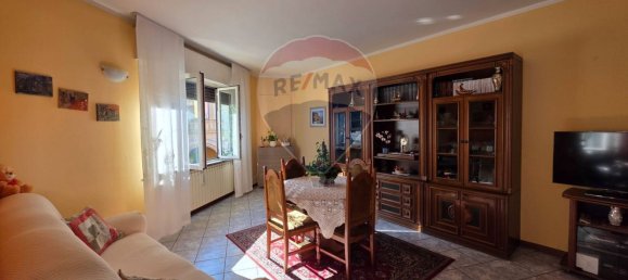 2-salle Appartement à Invorio, Italy No. 292548 5