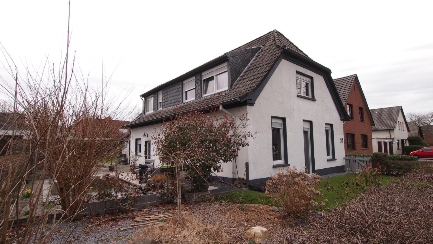Casa de 5 habitaciónes en Kleve, Germany No. 109889