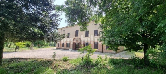 8 غرف نوم فيلا في Soliera, Italy رقم 146909 19