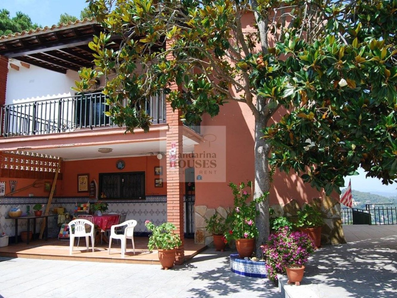 Дом с 3 спальнями в Льорет-де-Мар, Испания № 110013