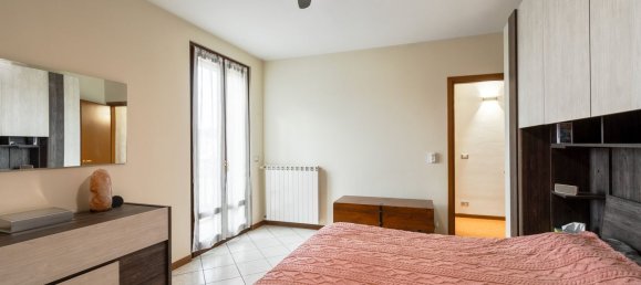 Casa de 5 habitaciónes en San Prospero, Italy No. 222584 26