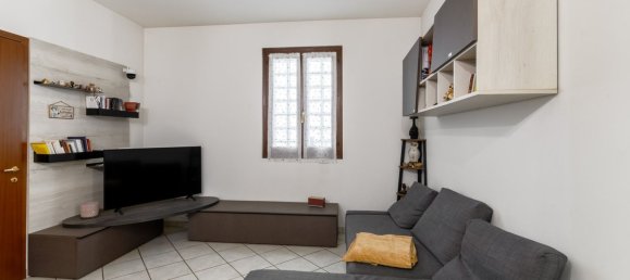 Casa de 5 habitaciónes en San Prospero, Italy No. 222584 6