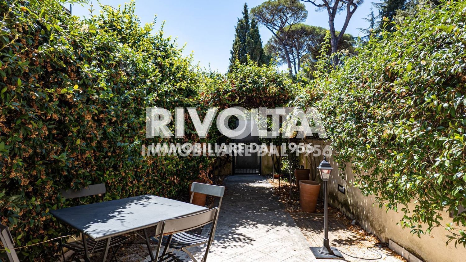 2 bedrooms Apartment in Rome, Italy No. 377580