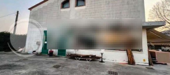 Gewerbliche Immobilie in Rubano, Italy 497m², Nr. 303427 7