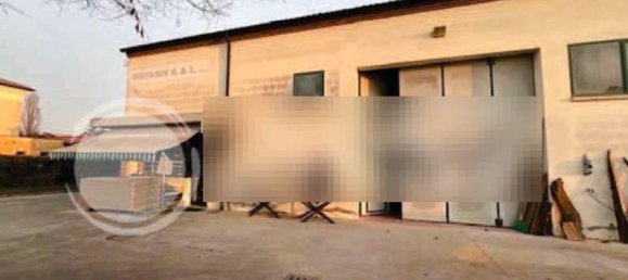 Gewerbliche Immobilie in Rubano, Italy 497m², Nr. 303427 11