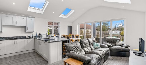 3 Schlafzimmer Haus in Great Bookham and Fetcham, United Kingdom, Nr. 1041 3