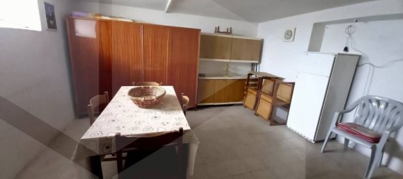4-salle Appartement à San Severo, Italy No. 28103 11