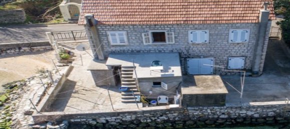 210m² Commercial property in Kotor, Montenegro No. 49 4