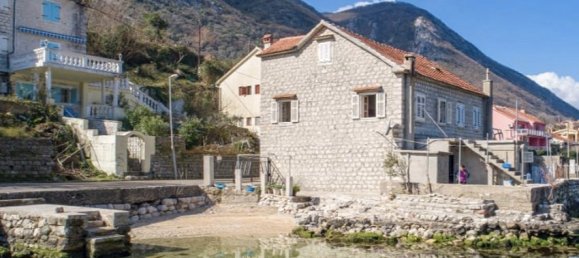 210m² Commercial property in Kotor, Montenegro No. 49 2