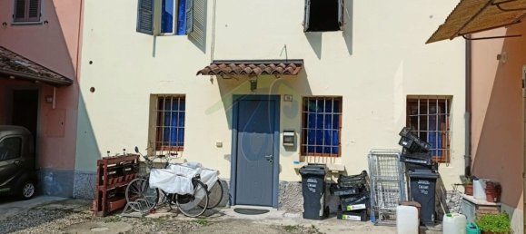3 rooms Apartment in Caorso, Italy No. 91229 2