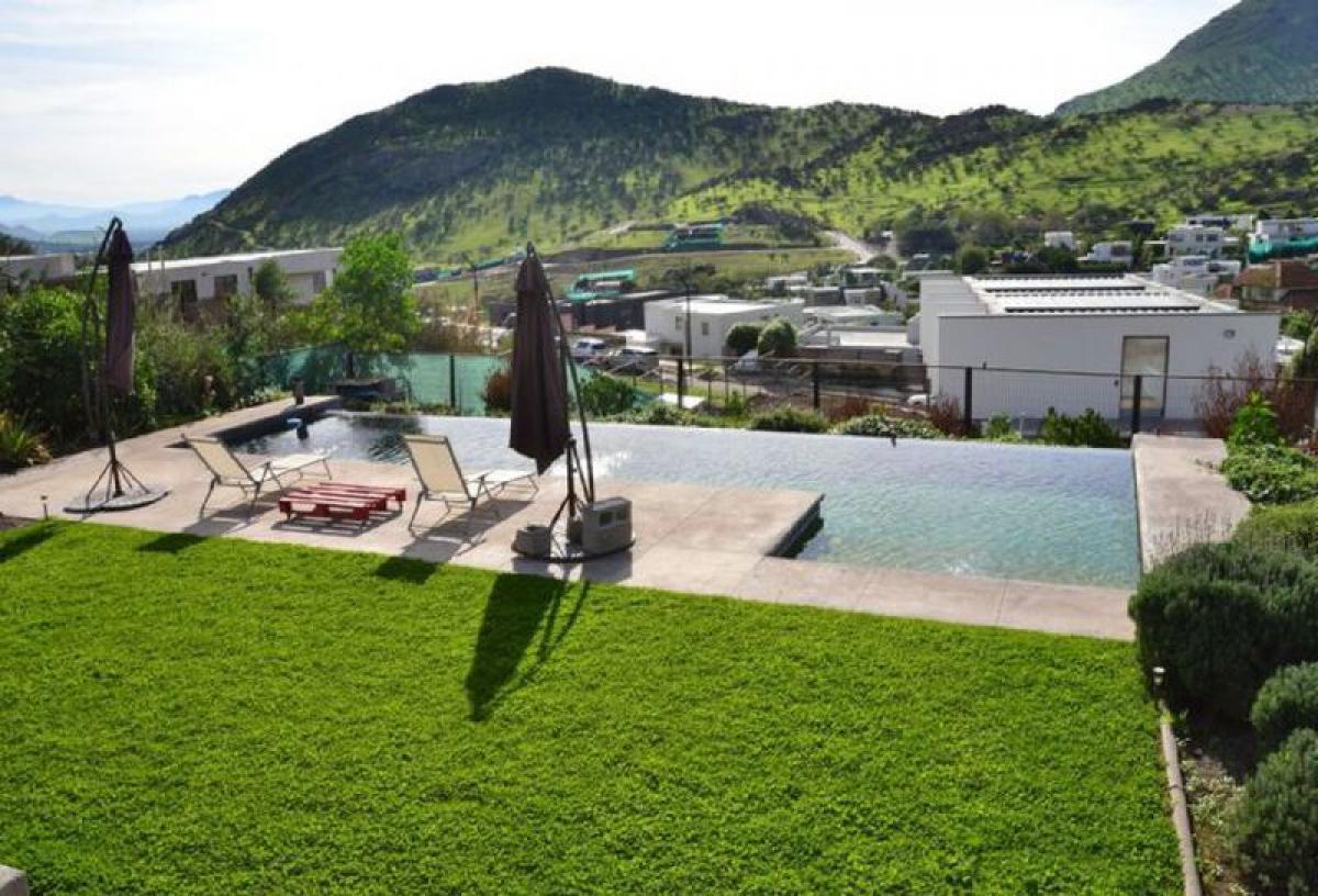 3 bedrooms House in Chacabuco, Chile No. 2042