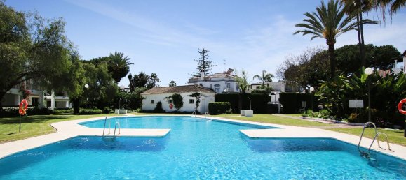 4 غرف نوم منزل في Estepona, Spain رقم 24566 17