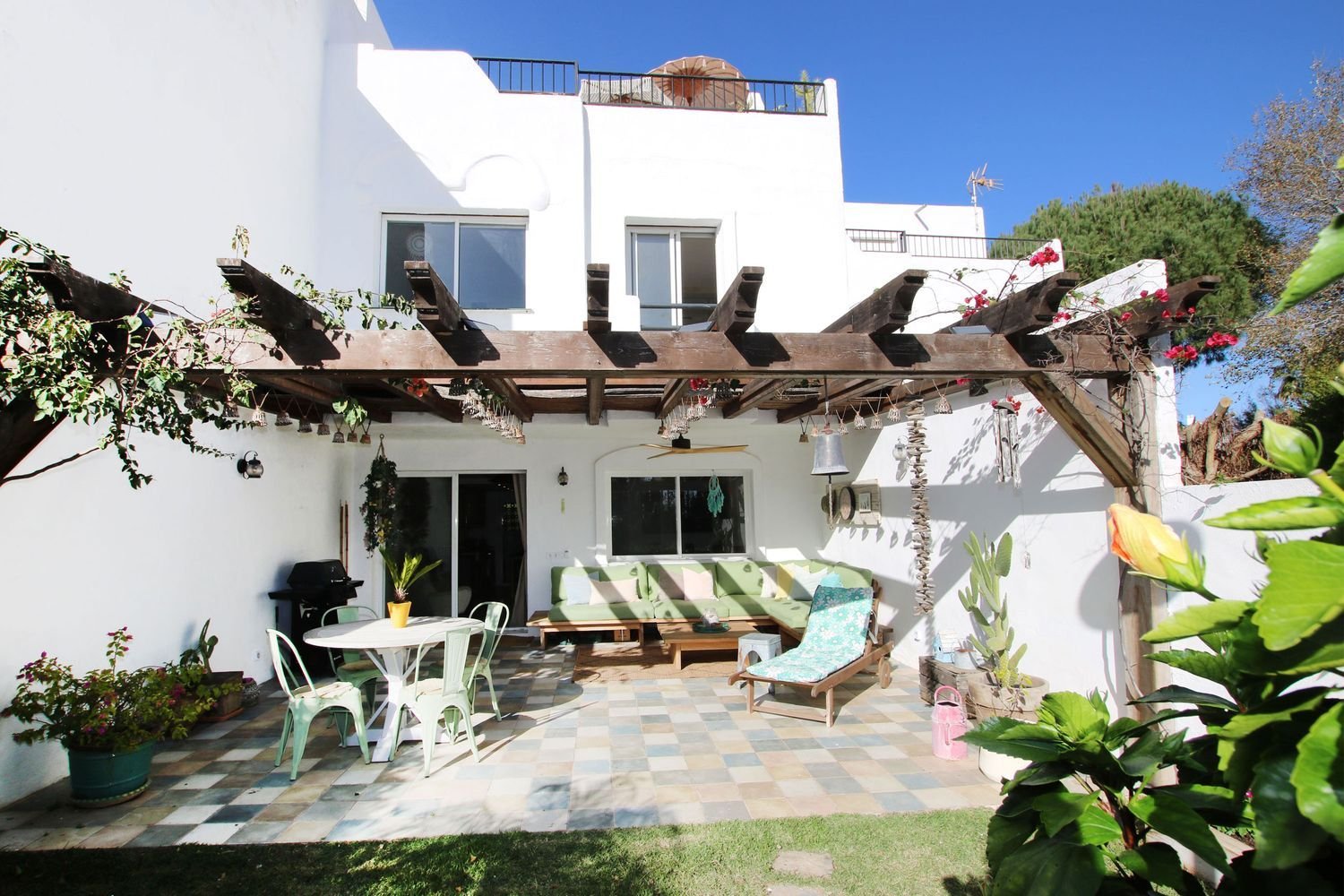 4 غرف نوم منزل في Estepona, Spain رقم 24566