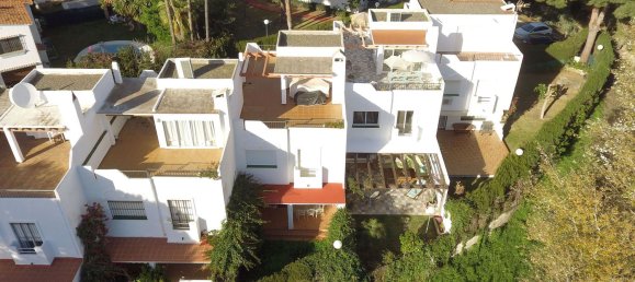 4 غرف نوم منزل في Estepona, Spain رقم 24566 9