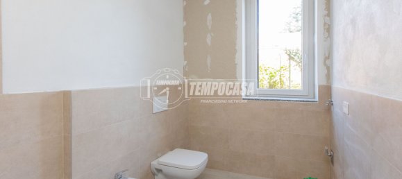 Apartamento T1 em Busto Arsizio, Italy N.º 348723 14