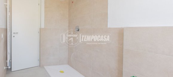 Apartamento T1 em Busto Arsizio, Italy N.º 348723 17