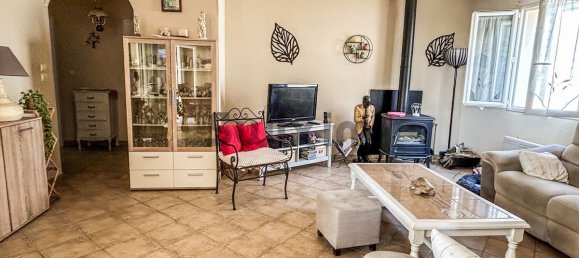 4 Schlafzimmer Villa in Uzes, France, Nr. 336301 6