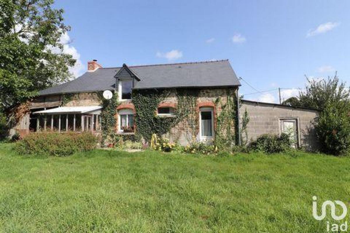 Estudio en Plumieux, France No. 26717
