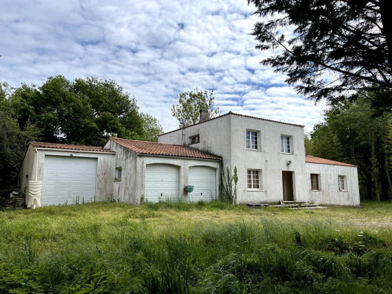 Villa de 5 dormitorios en Le Chateau-d'Oleron, France No. 294005