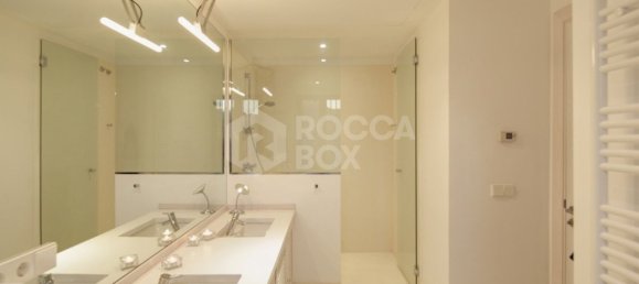 5 bedrooms Villa in Benahavis, Spain No. 117222 15