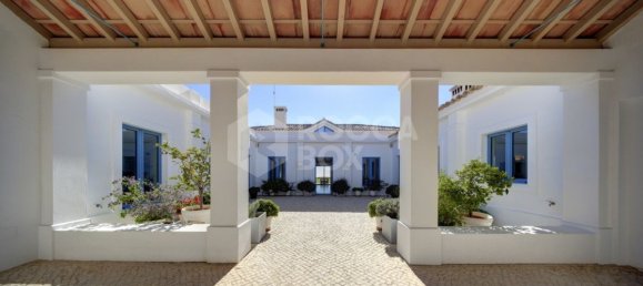 5 bedrooms Villa in Benahavis, Spain No. 117222 20