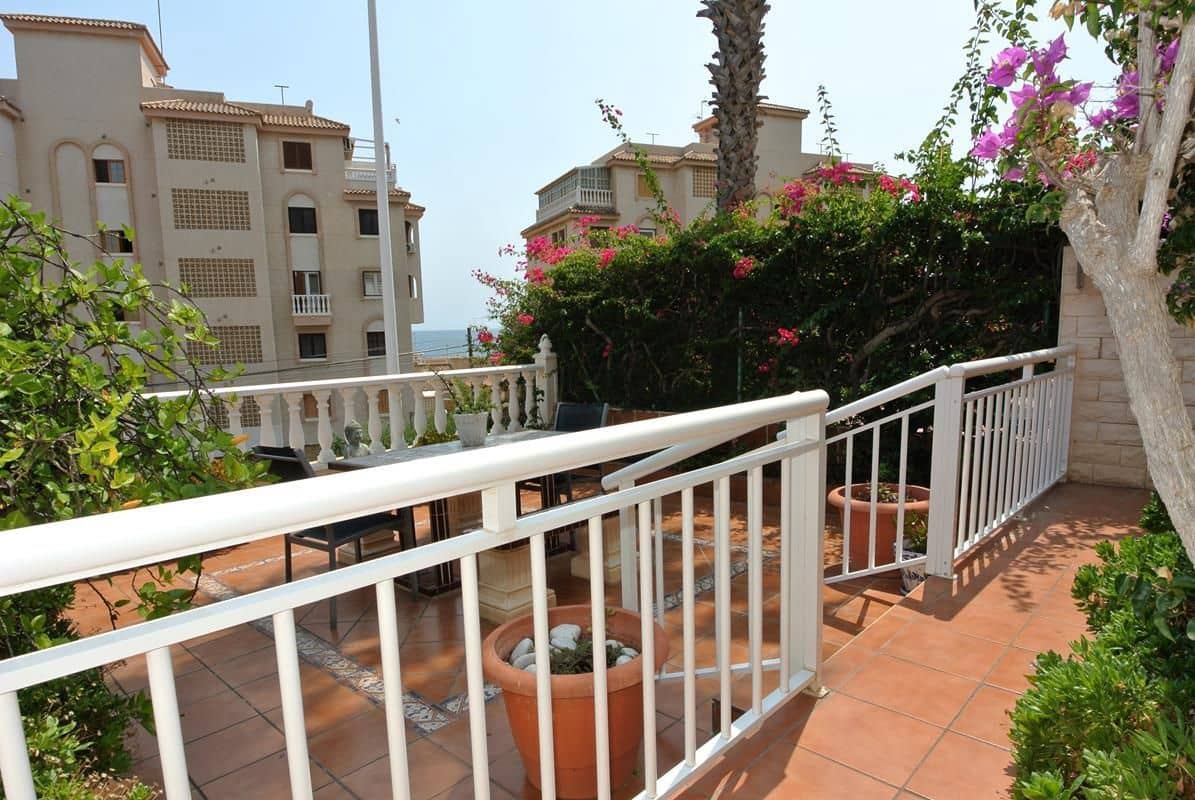 3 chambres Maison à Torrevieja, Spain No. 207558