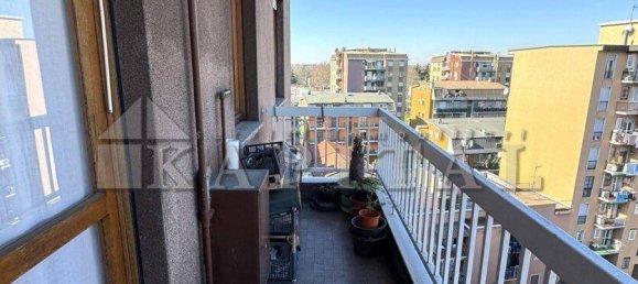 3 bedrooms Apartment in Sesto San Giovanni, Italy No. 77707 39