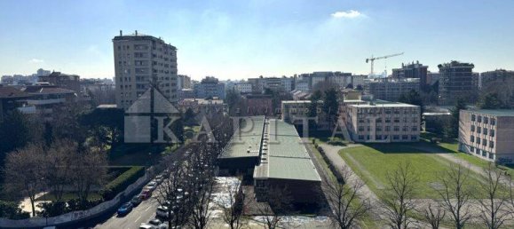 3 bedrooms Apartment in Sesto San Giovanni, Italy No. 77707 46