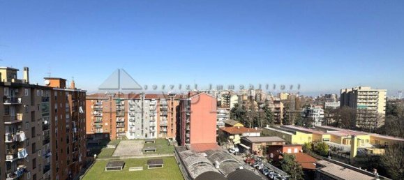 3 bedrooms Apartment in Sesto San Giovanni, Italy No. 77707 48