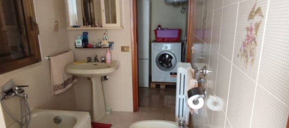 2 Schlafzimmer Haus in Vallerotonda, Italy, Nr. 83993 13