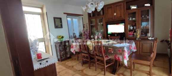 2 Schlafzimmer Haus in Vallerotonda, Italy, Nr. 83993 3