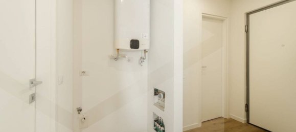 Studio in Bergamo, Italy No. 31018 6