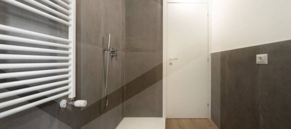 Studio in Bergamo, Italy No. 31018 16