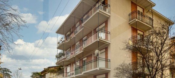 Studio in Bergamo, Italy No. 31018 23