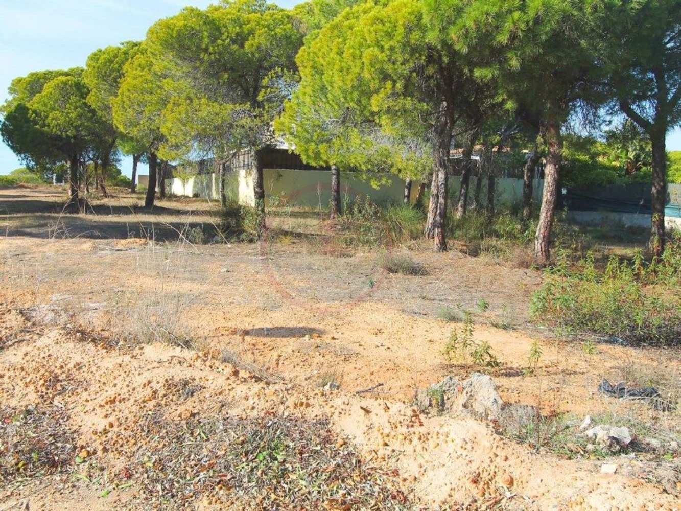 960m² Land in Almancil, Portugal No. 107419