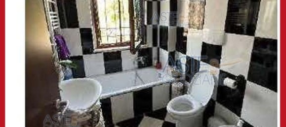 5 bedrooms Apartment in Rome, Italy No. 330815 45