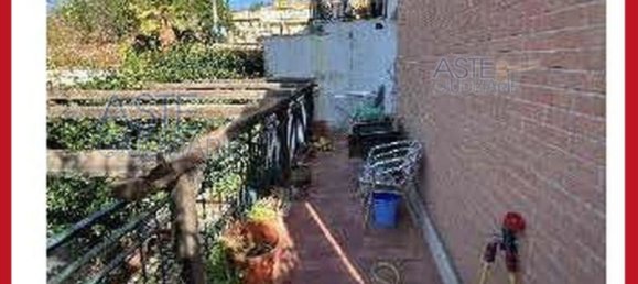 5 bedrooms Apartment in Rome, Italy No. 330815 15