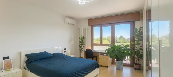 4 bedrooms House in Villa del Conte, Italy No. 337105 5