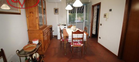 5 rooms House in San Giovanni Valdarno, Italy No. 237779 4