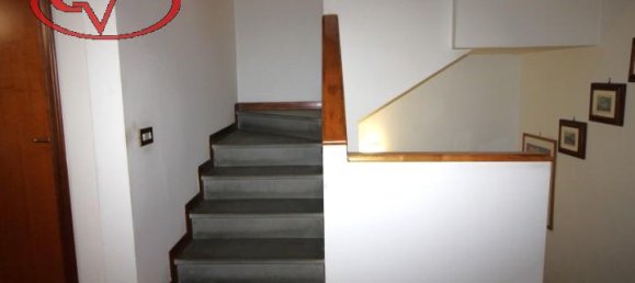 5 rooms House in San Giovanni Valdarno, Italy No. 237779 29