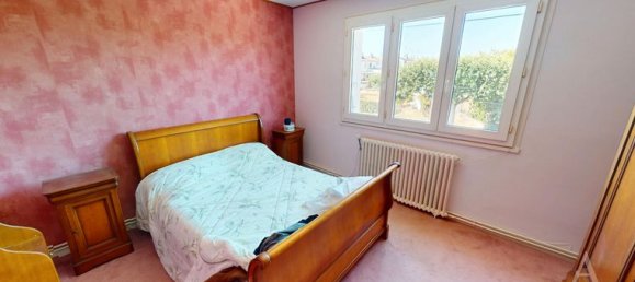3 Schlafzimmer Haus in Chateauroux, France, Nr. 315174 8