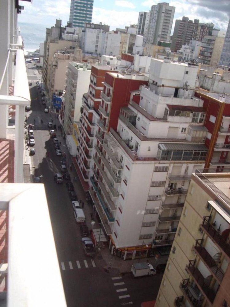 2 bedrooms Apartment in Mar del Plata, Argentina No. 81074
