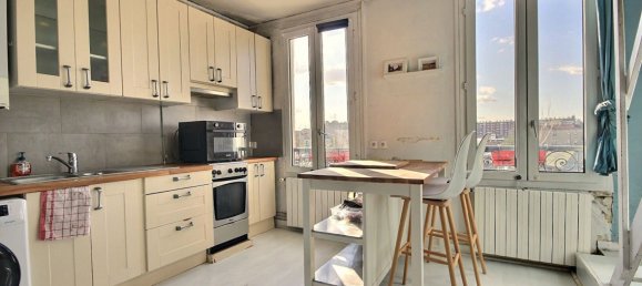 2 chambres Appartement à Pantin, France No. 178905 5