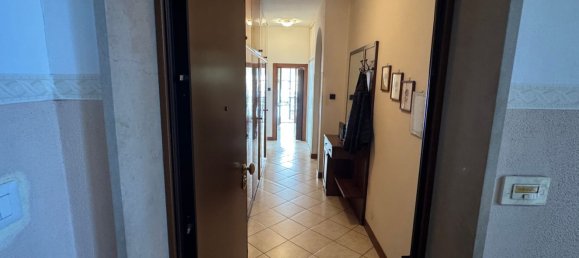 3-Zimmer Wohnung in Verona, Italy, Nr. 120994 7