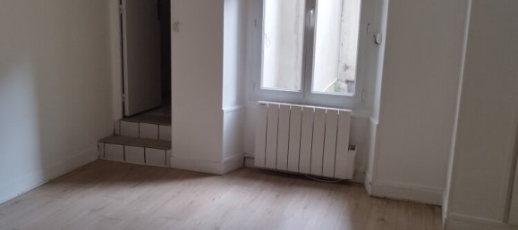 Квартира с 1 спальней в Корбей-Эсон, Франция № 351771 4