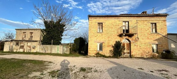 6-Zimmer Haus in Castignano, Italy, Nr. 85662 3
