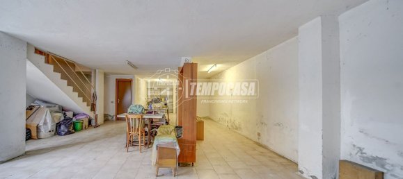 Casa de 3 habitaciónes en Fagnano Olona, Italy No. 100877 23