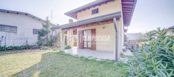 Casa de 3 habitaciónes en Fagnano Olona, Italy No. 100877 3