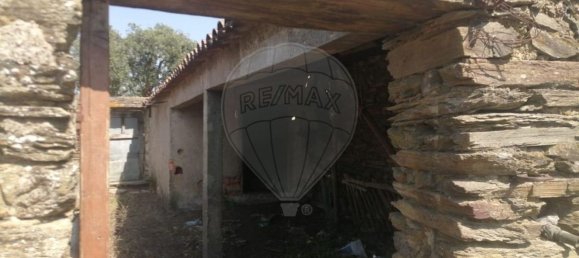 3 bedrooms House in Montalvao, Portugal No. 18256 26