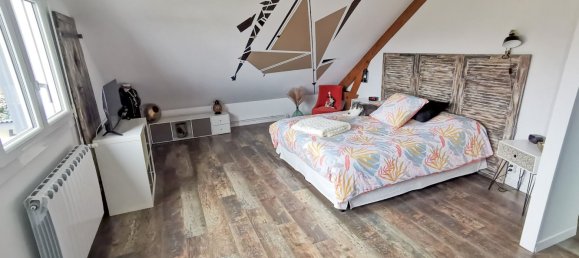 4 bedrooms House in Monts, France No. 42177 12